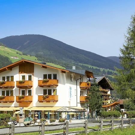 Aparthotel Garni Schranz ヴァルト・イム・ピンツガウ エクステリア 写真