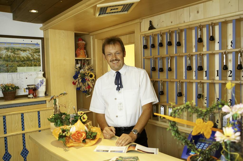 Aparthotel Garni Schranz ヴァルト・イム・ピンツガウ エクステリア 写真