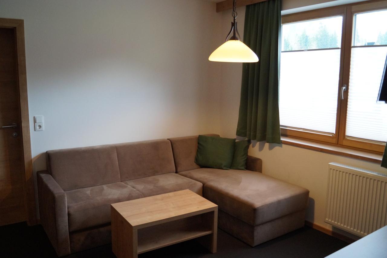 Aparthotel Garni Schranz ヴァルト・イム・ピンツガウ エクステリア 写真